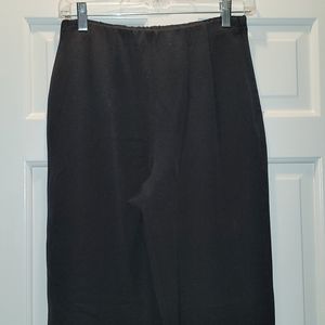 Signed Olsen Essentials